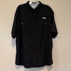 Columbia Men's Black Short Sleeve Button Down Shirt